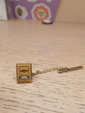 Vintage GM Cufflink